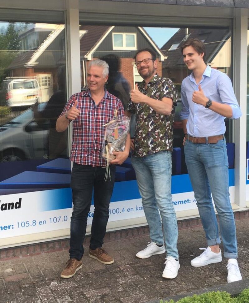 S!N zet vrijwilligers streekomroep RTVNOF in het ‘sinnetje’