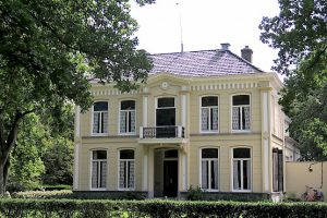 Lees meer over het artikel Monumentenstatus Lytse Slot, Villa Nova, te Veenklooster