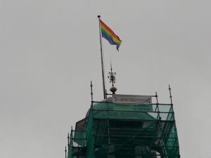 Lees meer over het artikel S!N in college: regenboogvlag gaat uit voor Coming Out Day