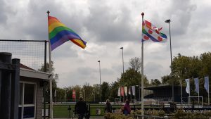 Lees meer over het artikel Regenboogvlag bij sportverenigingen