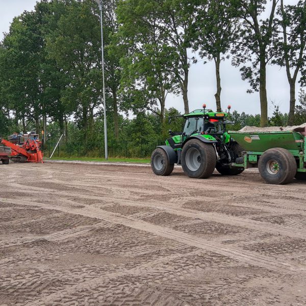 Renovatie B-veld en subsidie veldverlichting vv Friese Boys