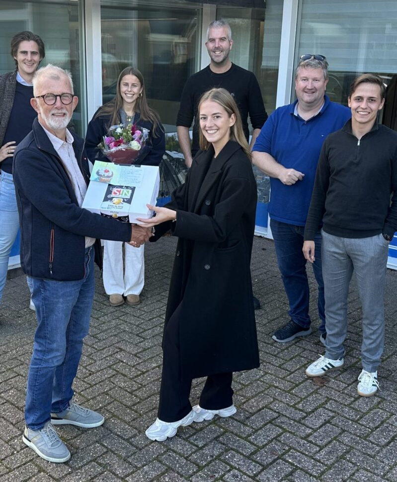 S!N brengt werkbezoek aan RTV NOF en viert nominaties