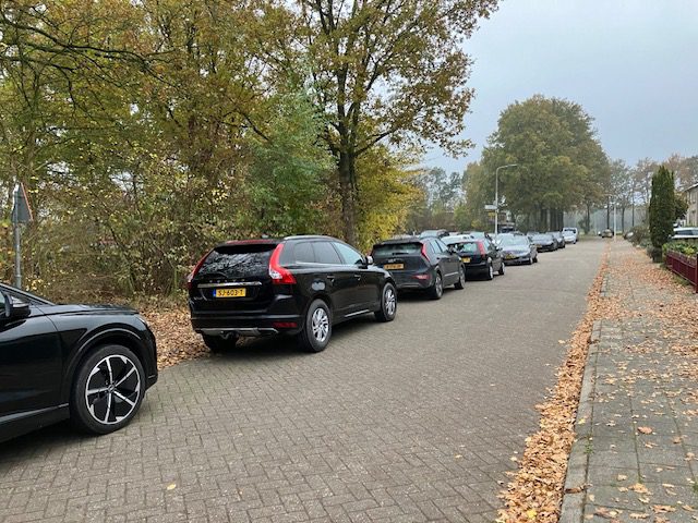 Schriftelijke vragen parkeeroverlast sportvelden Bernhardlaan Kollum