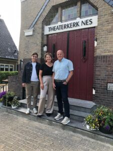Lees meer over het artikel Werkbezoek theaterkerk Nes