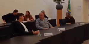 Lees meer over het artikel 𝗜𝘁 𝗸𝗶𝗻 𝗲𝗸 𝗼𝗮𝗿𝘀